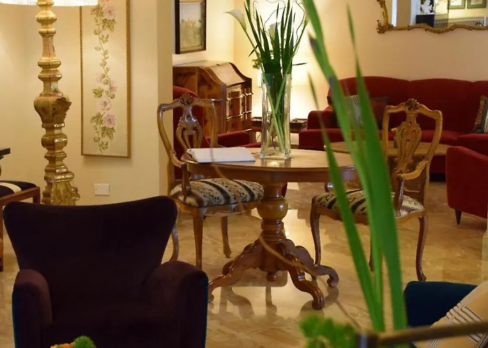 Lancelot Hotel 3*