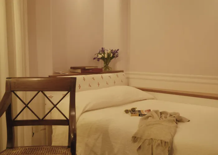 Lancelot Hotel 3*
