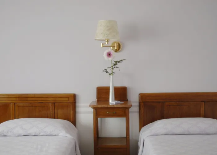 Lancelot Hotel