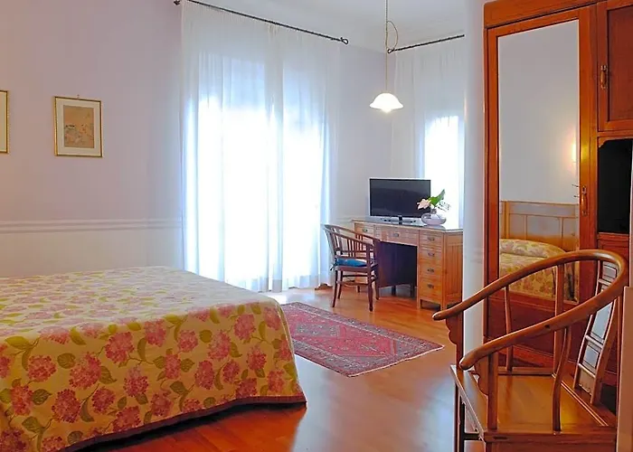 Hotel Lancelot 3*